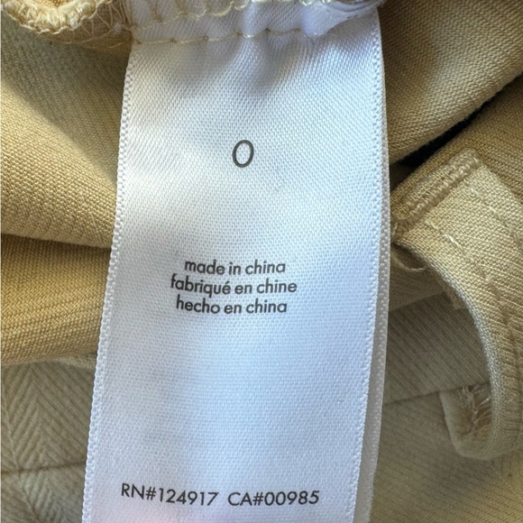 Danielle Bernstein by Who Wore What beige cream shorts Sz 0 XS - Picture 8 of 9